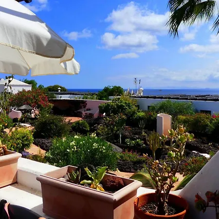 Appartement Mit Blick Auf Wasser By Interhome